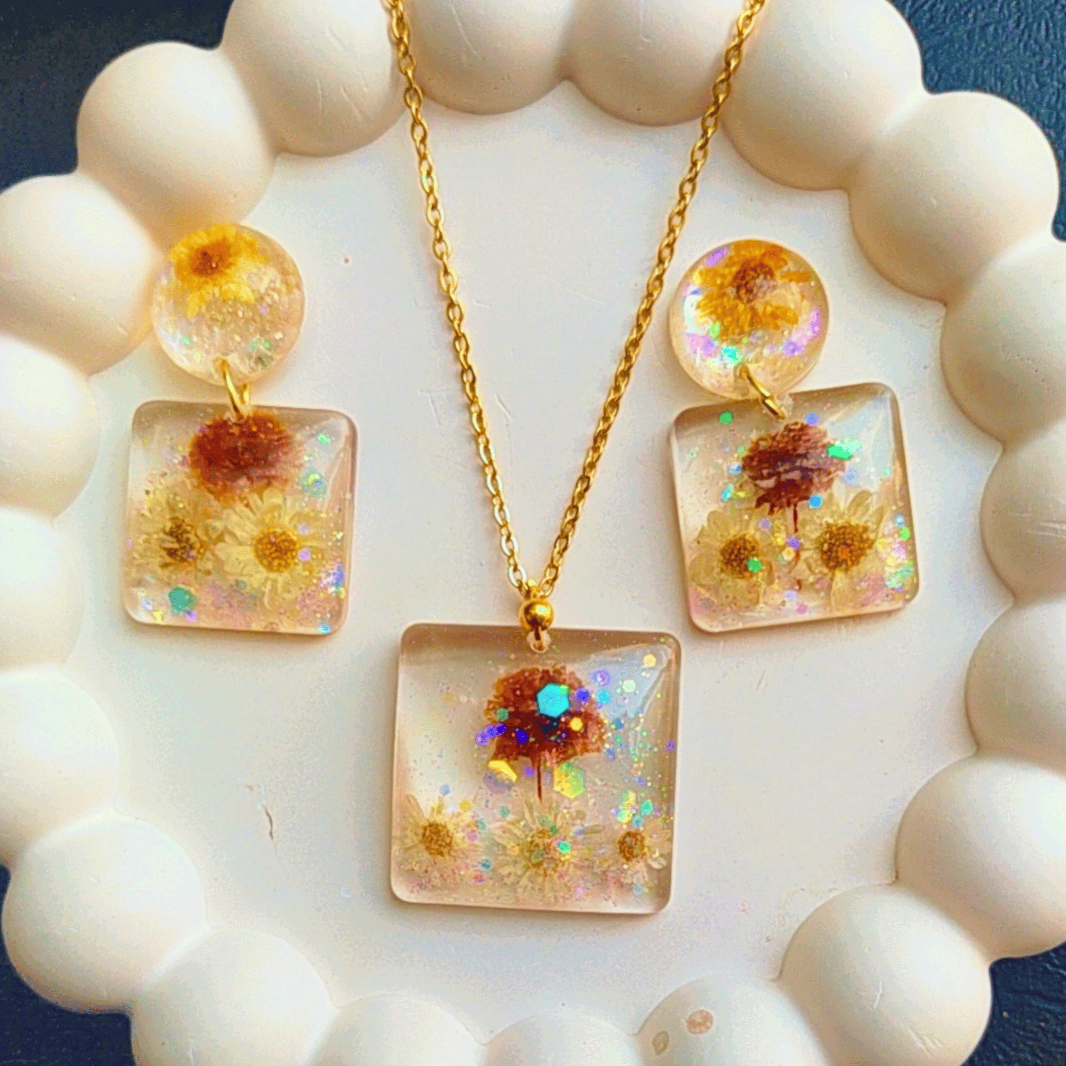 Square floral jewelry set