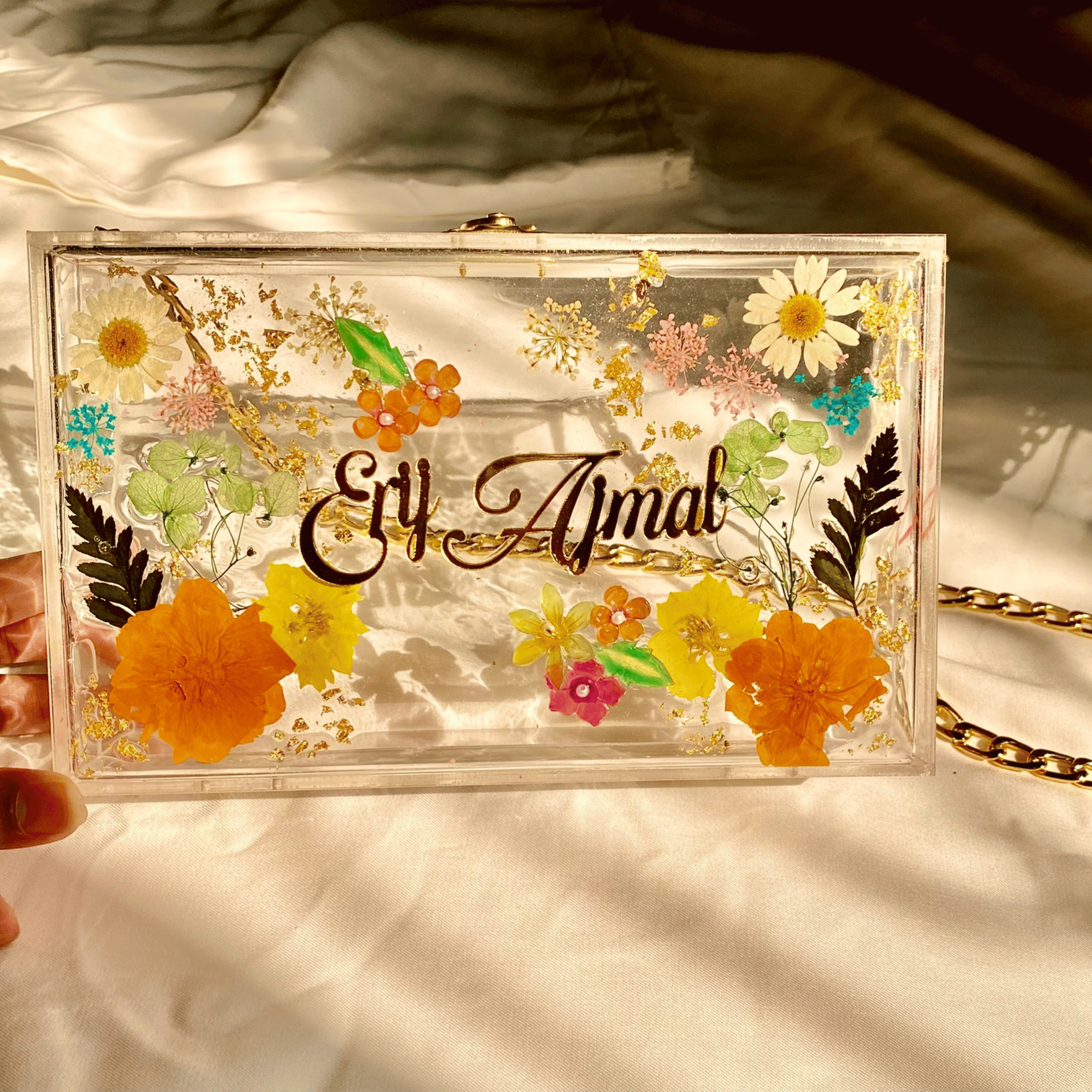 Shrink plastic and resin clutch