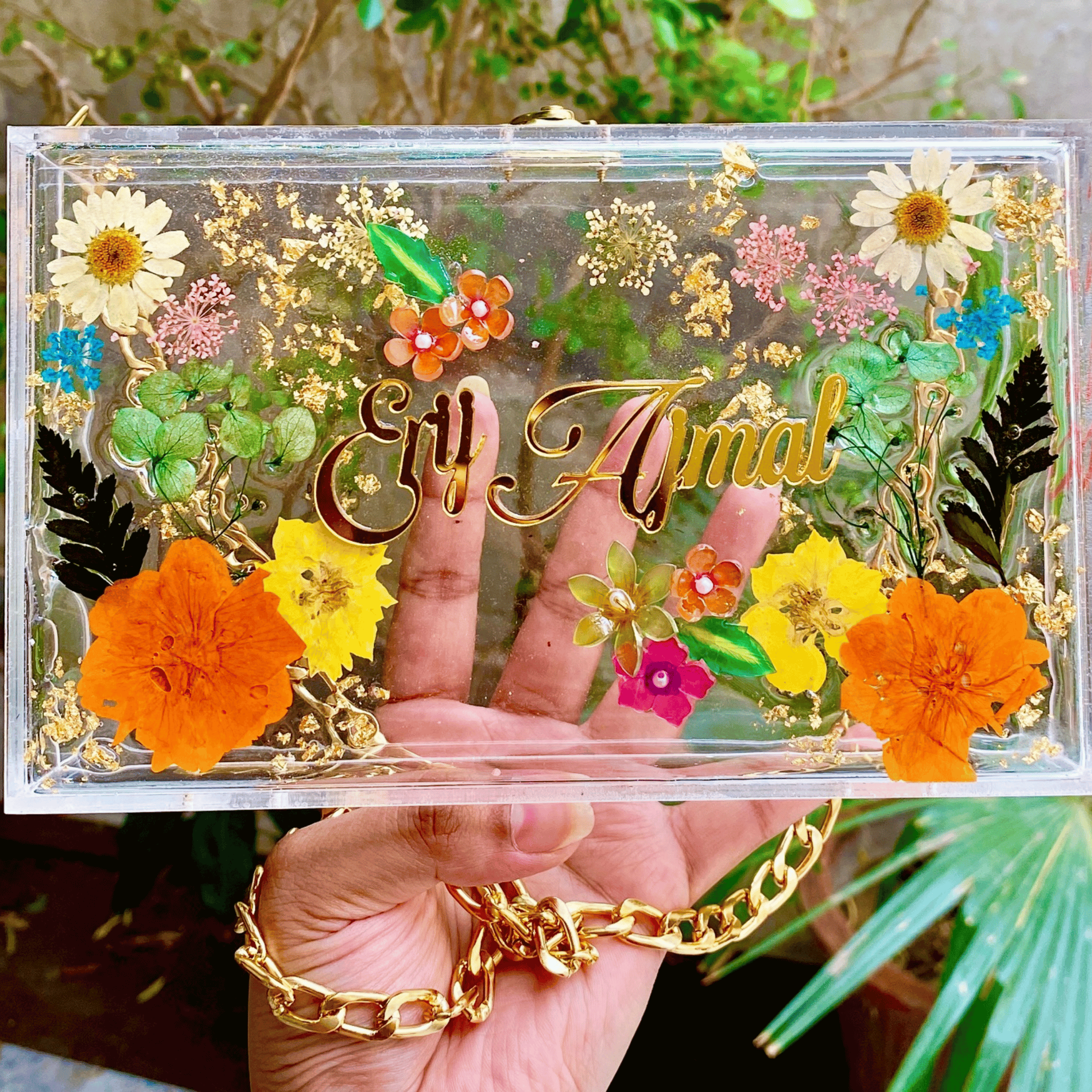 Shrink plastic and resin clutch