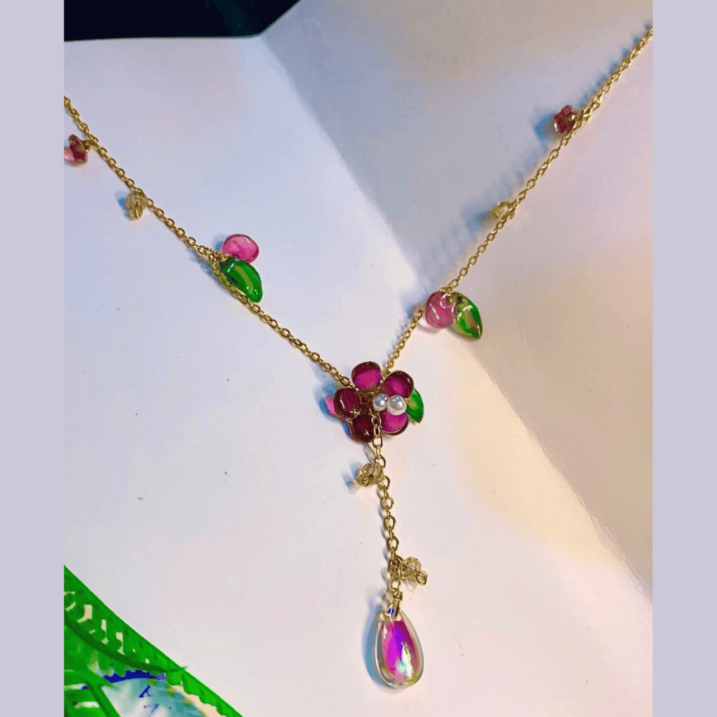 Shrink plastic necklace