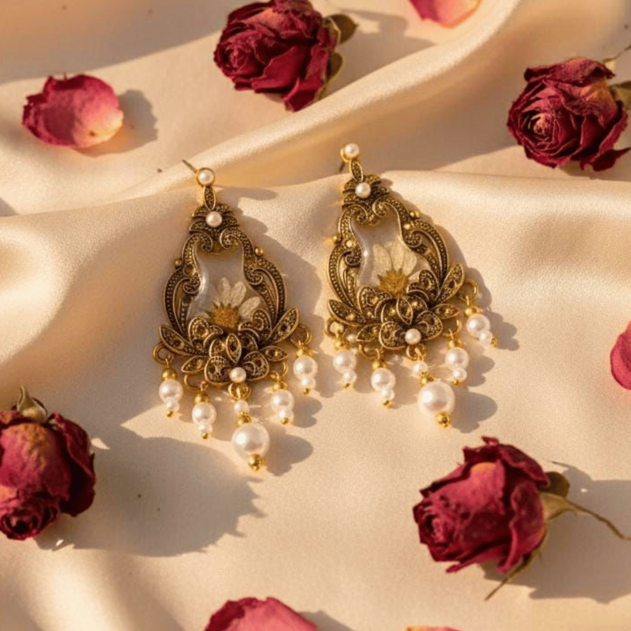 Golden bloom dangling earrings