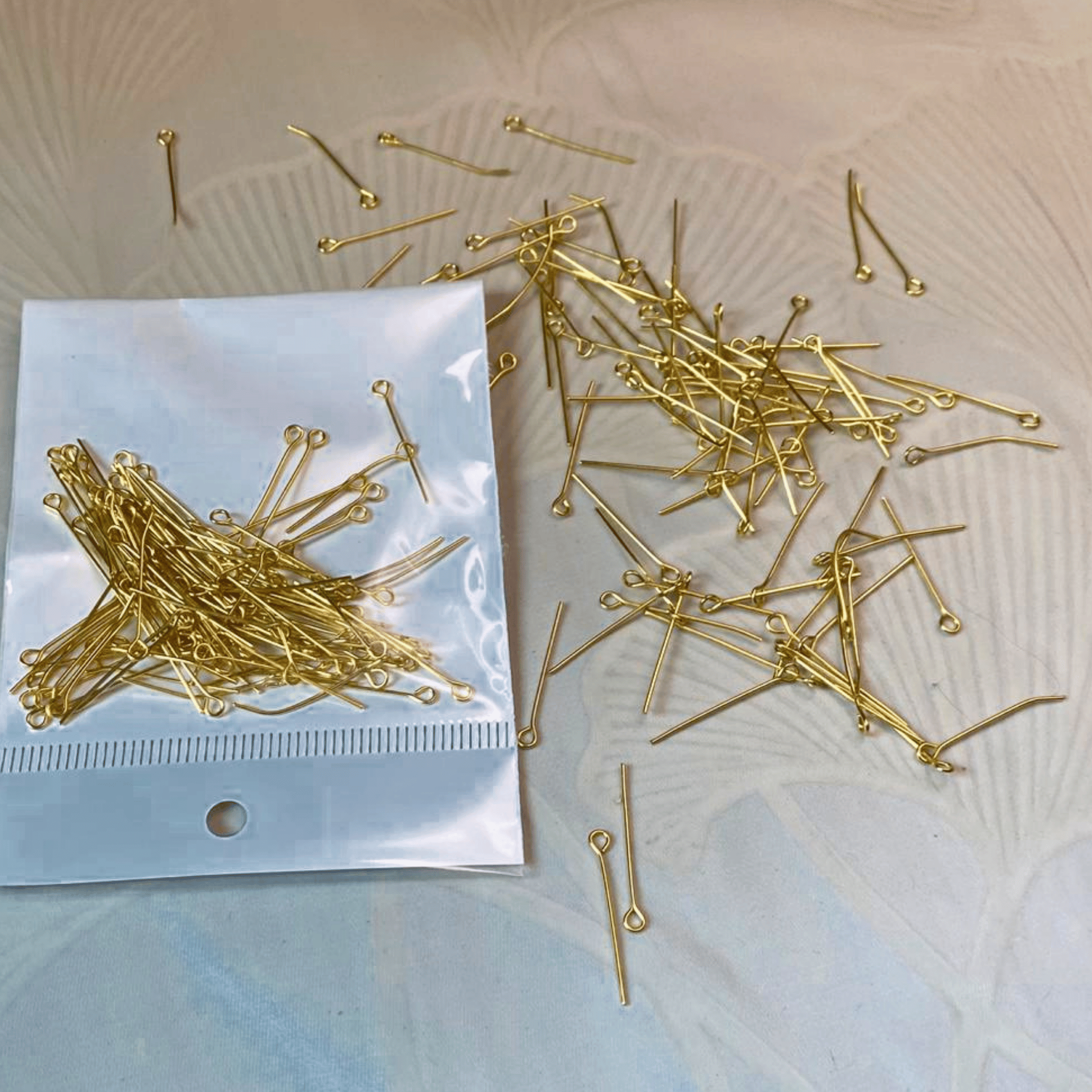 Eye Pins Gold 10g Pack