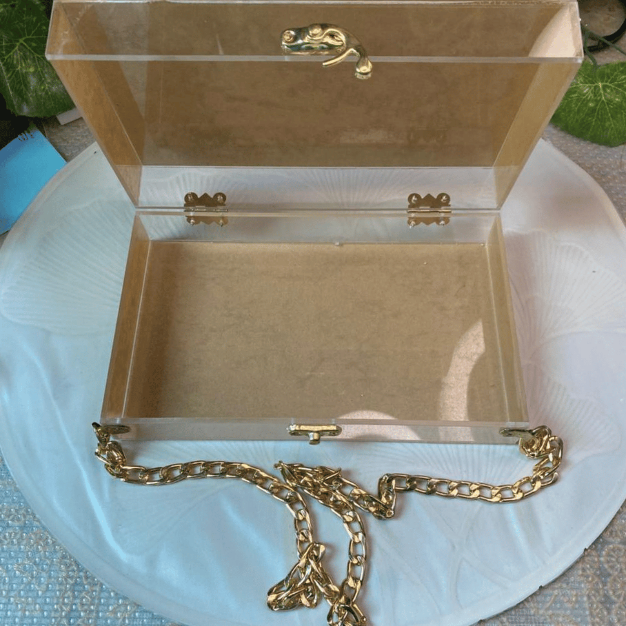 Acrylic bag with chain