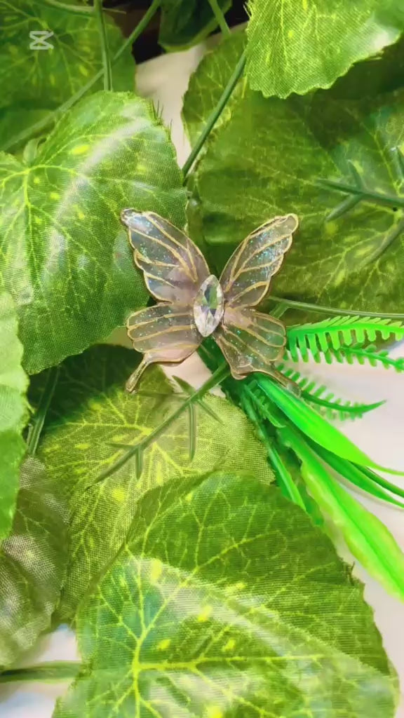 Butterfly ring
