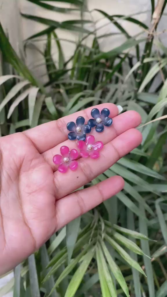 Earrings studs